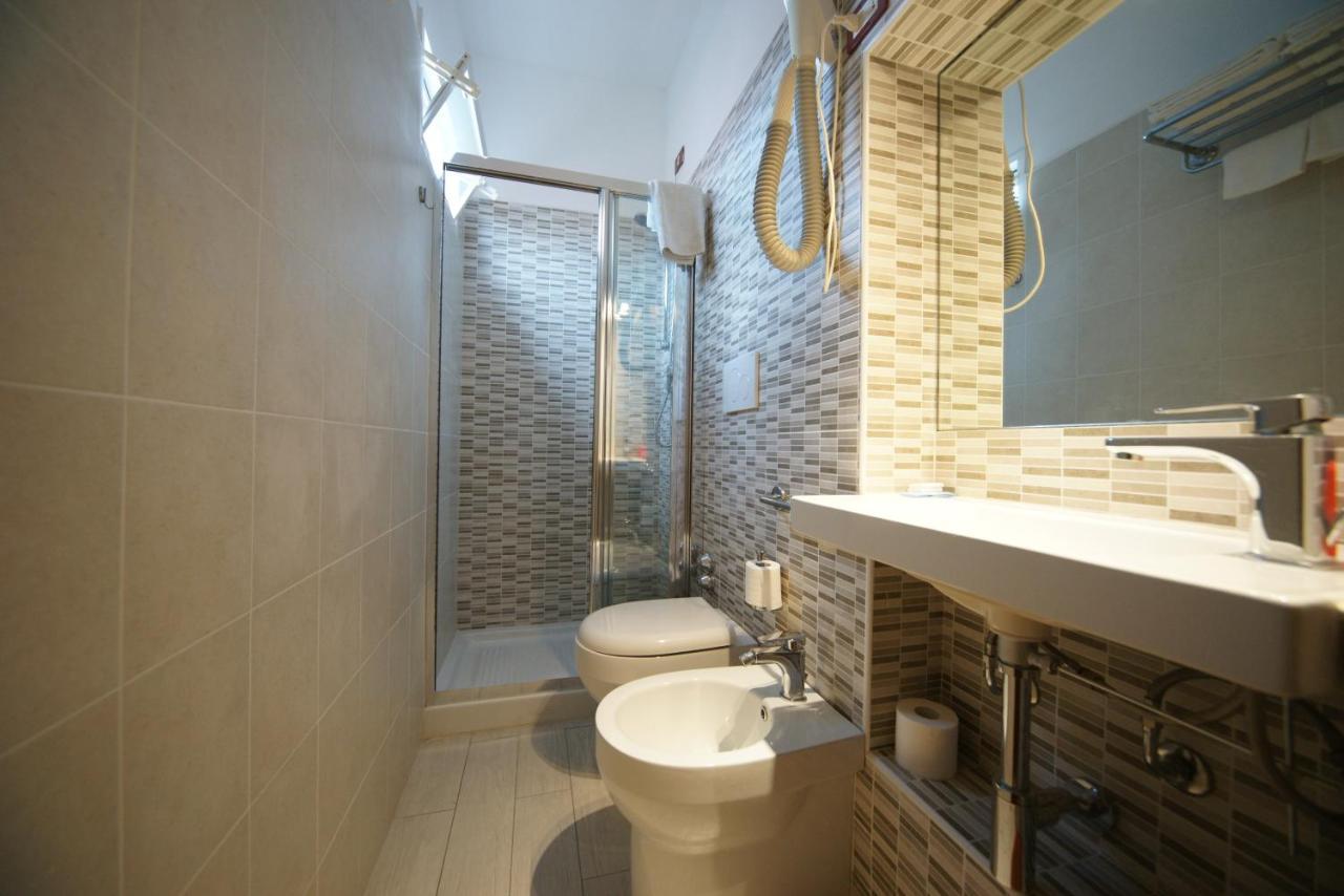 Hotel Liberty Viareggio Dış mekan fotoğraf