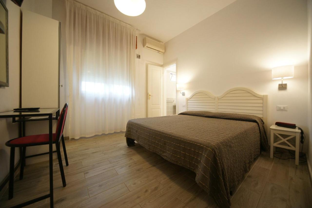 Hotel Liberty Viareggio Dış mekan fotoğraf