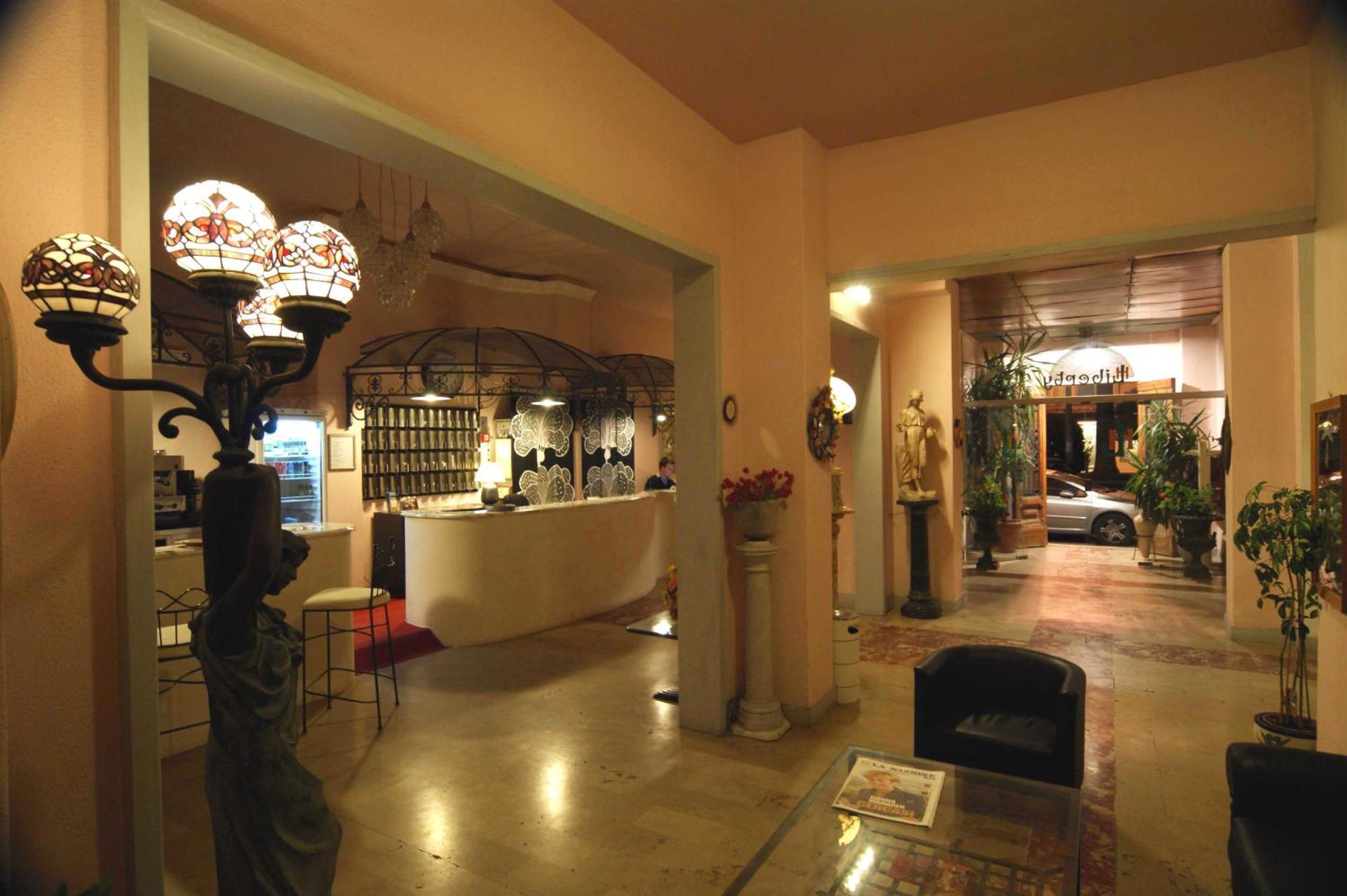 Hotel Liberty Viareggio Dış mekan fotoğraf