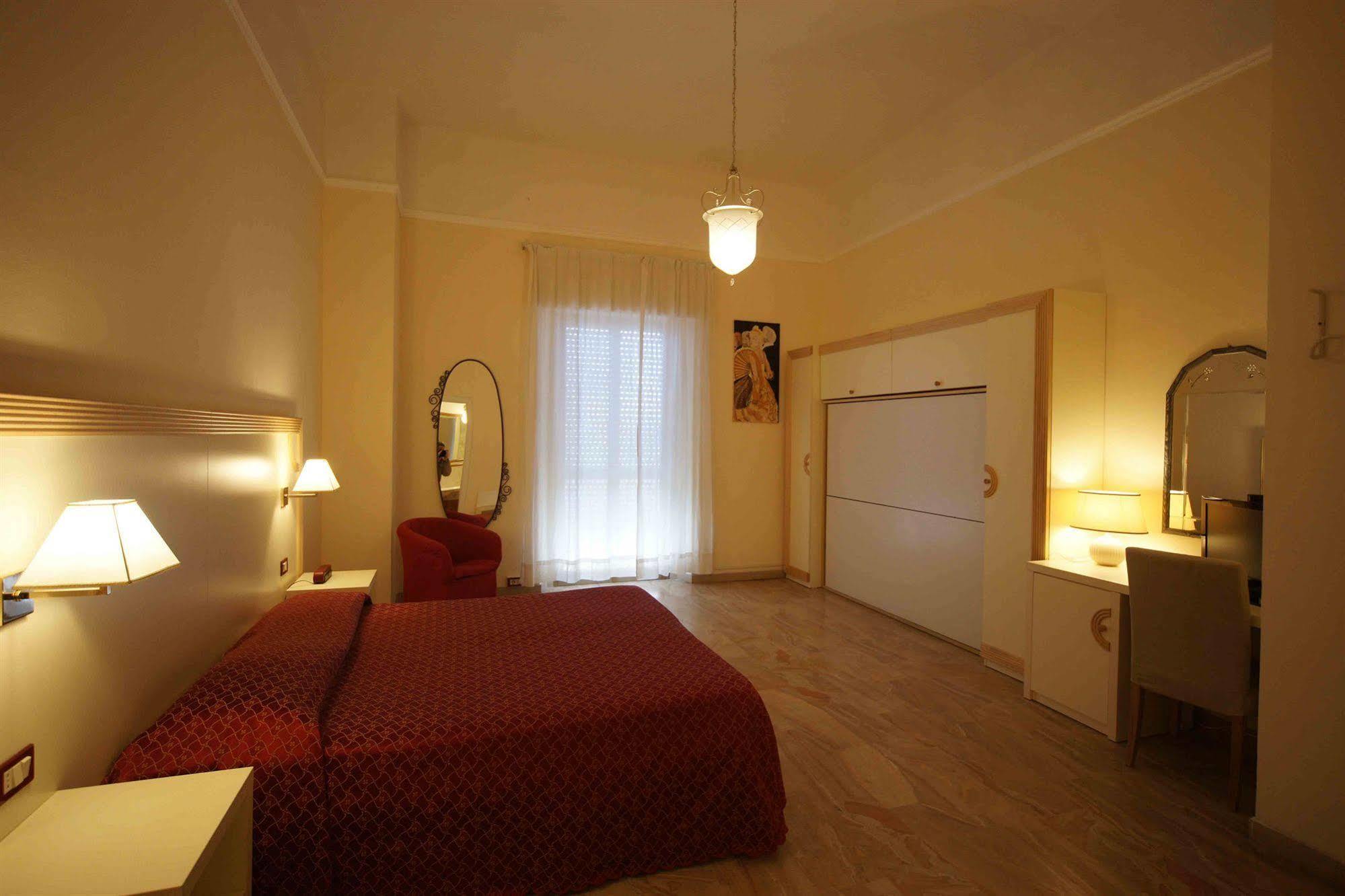 Hotel Liberty Viareggio Dış mekan fotoğraf