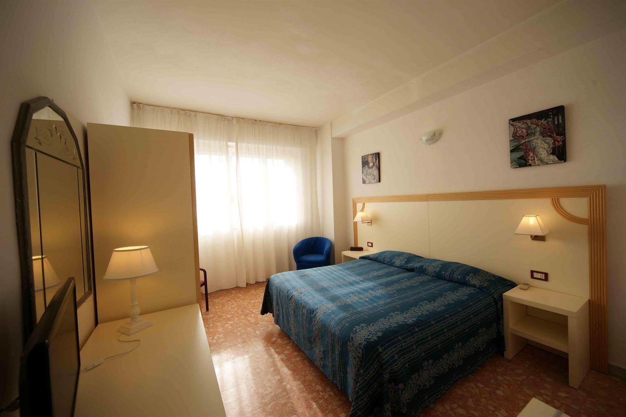 Hotel Liberty Viareggio Dış mekan fotoğraf