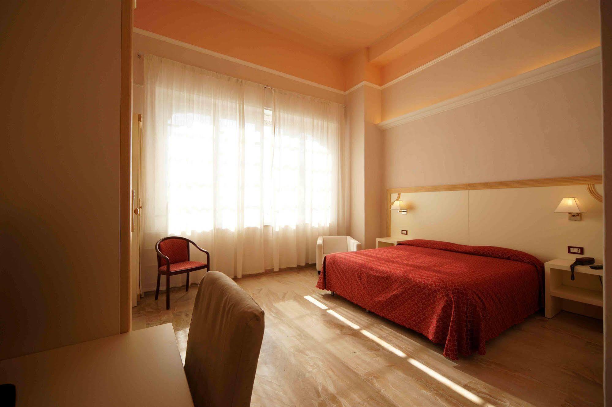 Hotel Liberty Viareggio Dış mekan fotoğraf